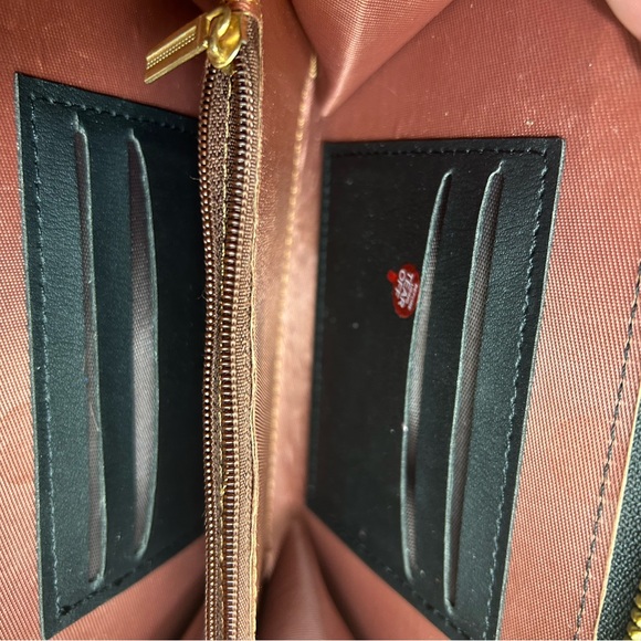 Forever Lovely Crossbody - Picture 2 of 4